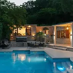 Вилла Beautiful Mia With Pool In *